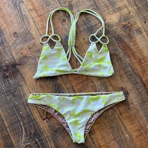 NWOT acacia neon tropical floral print bikini size medium braided cheeky bottom
